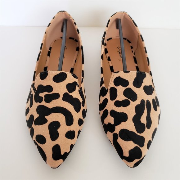 🏅HP🏅 Leopard Print Ballerina Slip On Point Flats - Picture 3 of 7